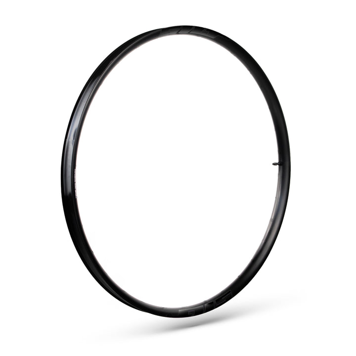 SILT Kymi Rim in Vader Black – hand-engineered MTB rim built for performance and reliability.